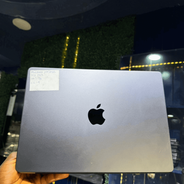 MACBOOK PRO 2023 (M3 PRO)